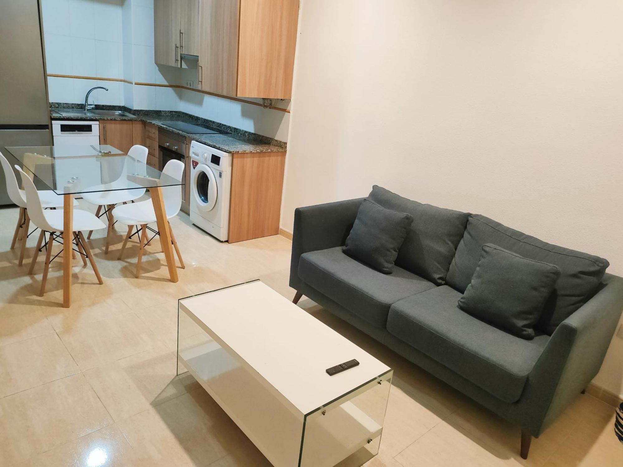 Apartament Terraza Acogedora , Piscina , Parking, Aire Acondicionado, *
